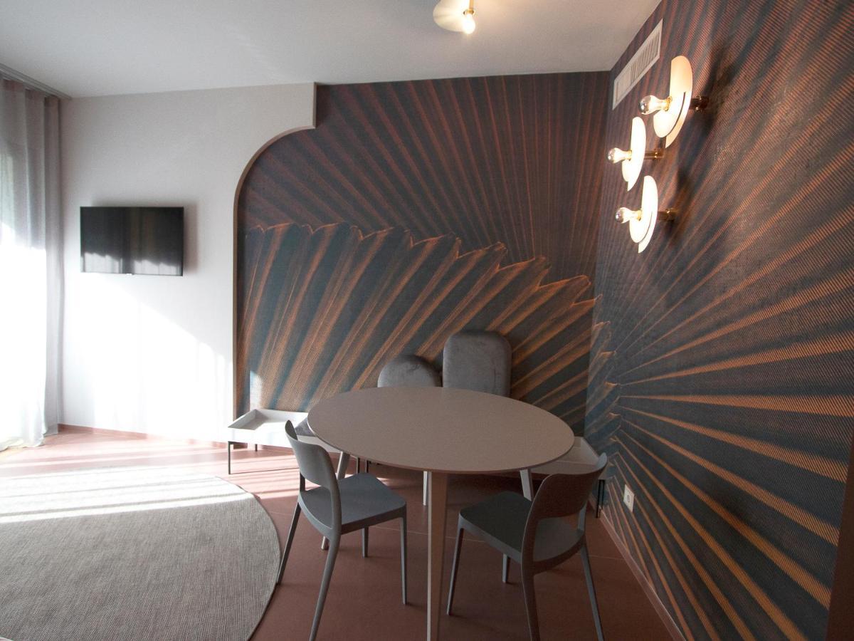 Demo Hotel Design Emotion Rimini Exterior foto